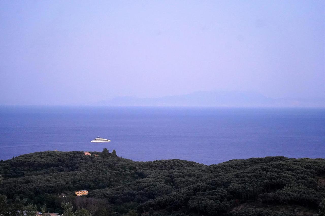 Moonlight Suites Parga Exterior photo