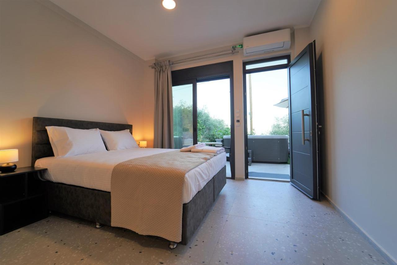 Moonlight Suites Parga Exterior photo